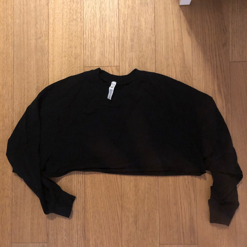 Alo cropped sweatshirt! Size S!